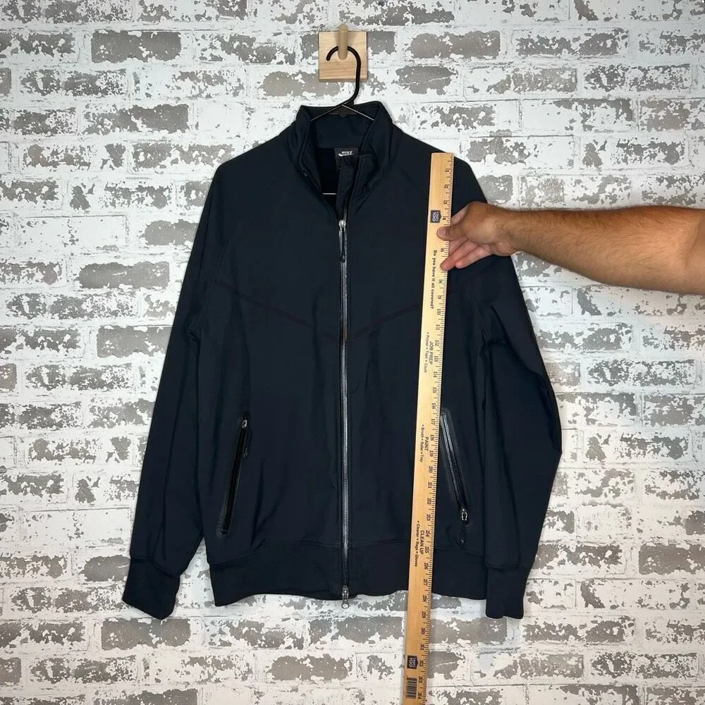 Nike wind breaker full zip jacket